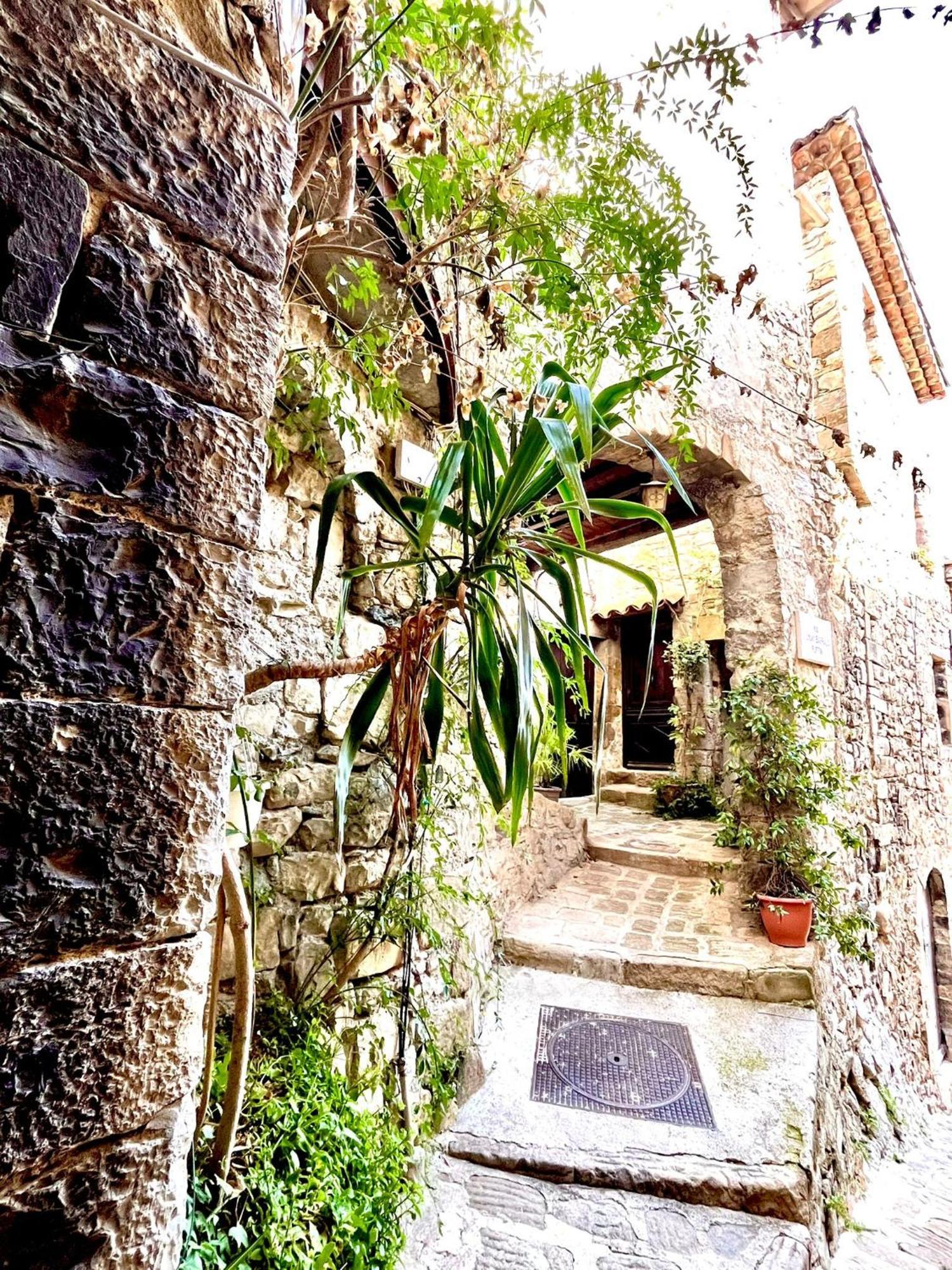 Gite Des Remparts Lucéram Εξωτερικό φωτογραφία